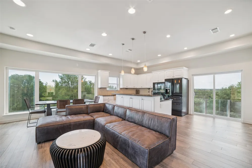 520 Double Eagle Ranch Drive Cedar Creek, TX 78612