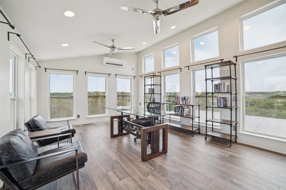 520 Double Eagle Ranch Drive Cedar Creek, TX 78612