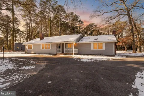 20146 COLLINS MILL DRIVE