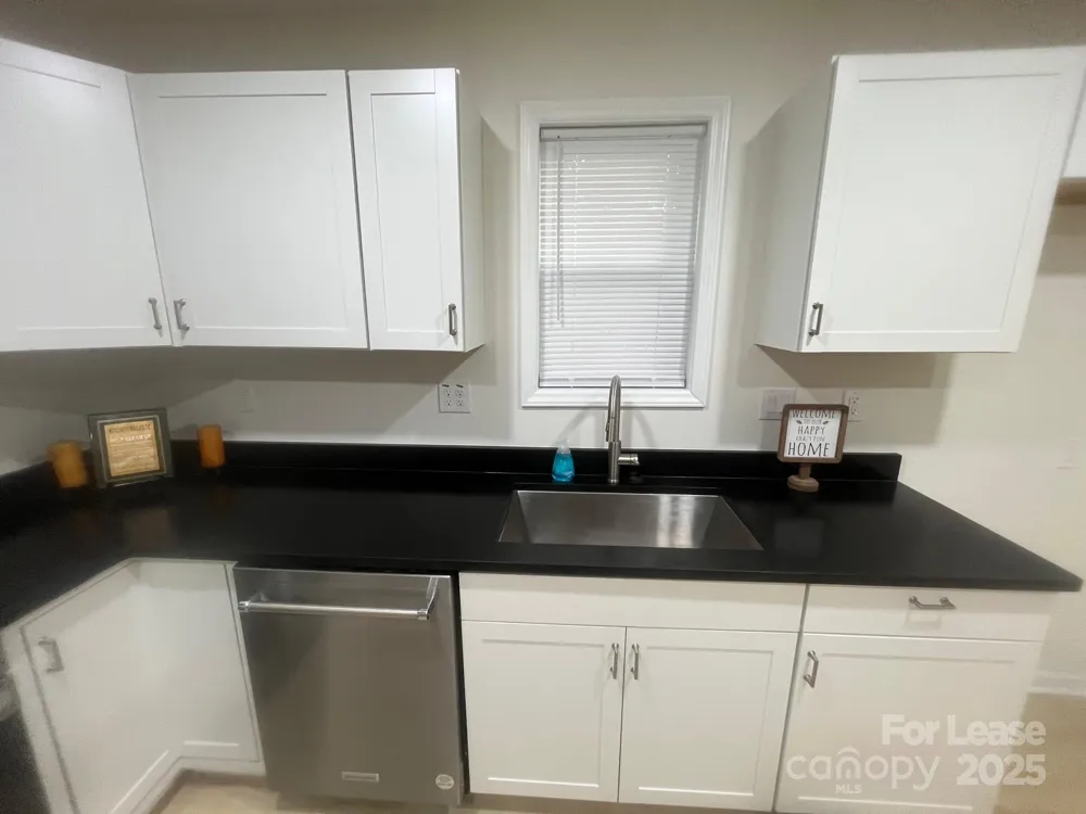 39 E White Street Chester, SC 29706