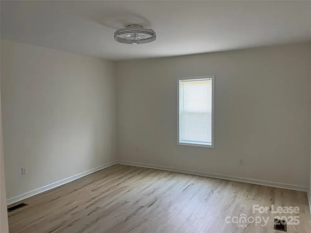 39 E White Street Chester, SC 29706