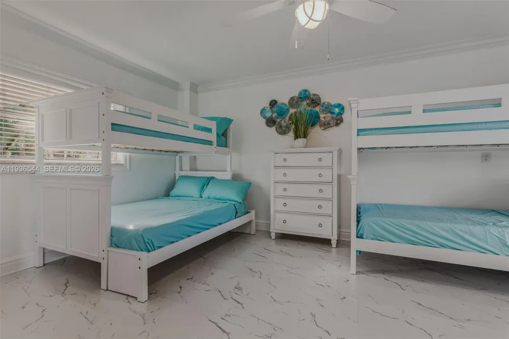 16 North Dr Key Largo, FL 33037