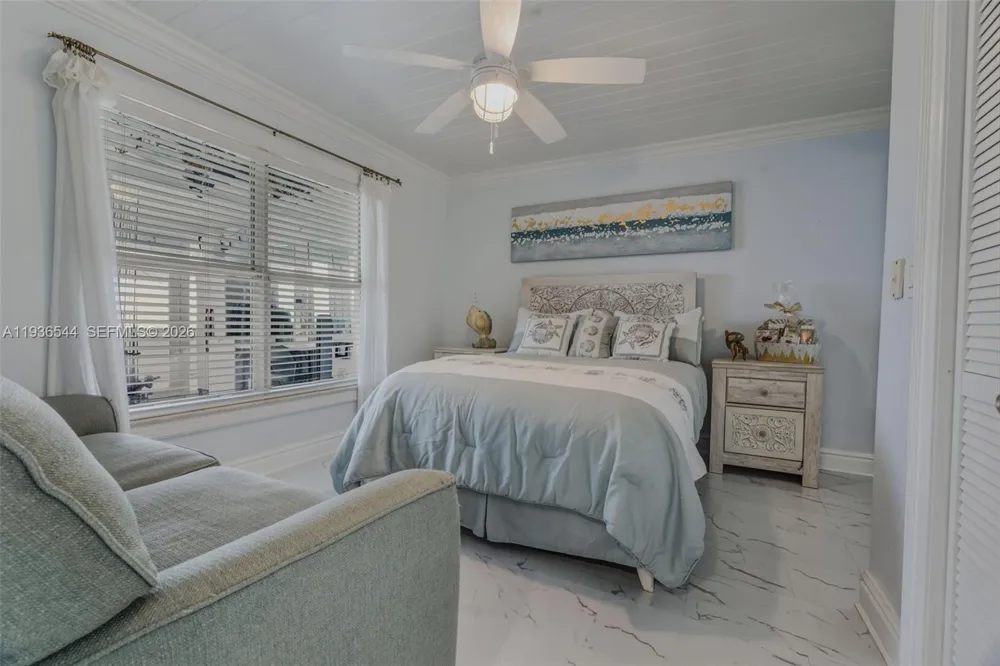 16 North Dr Key Largo, FL 33037