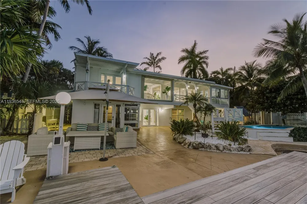 16 North Dr Key Largo, FL 33037