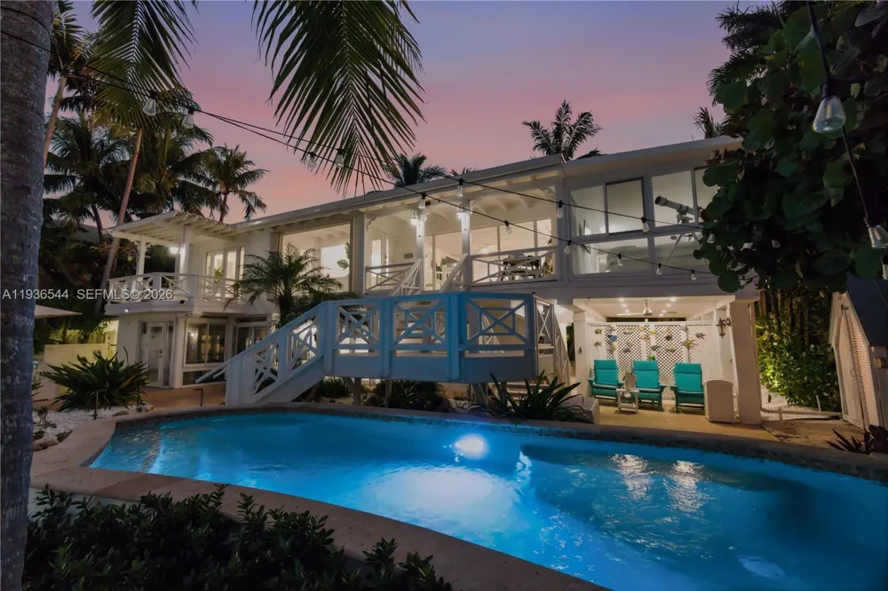 16 North Dr Key Largo, FL 33037