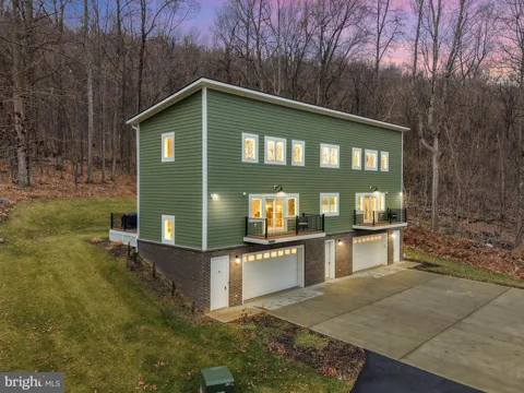 13537 HANGING ROCK LANE