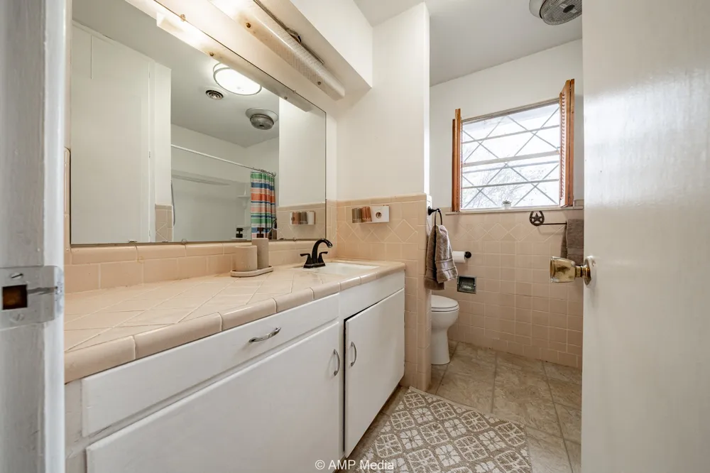 510 W Irving Street Munday, TX 76371