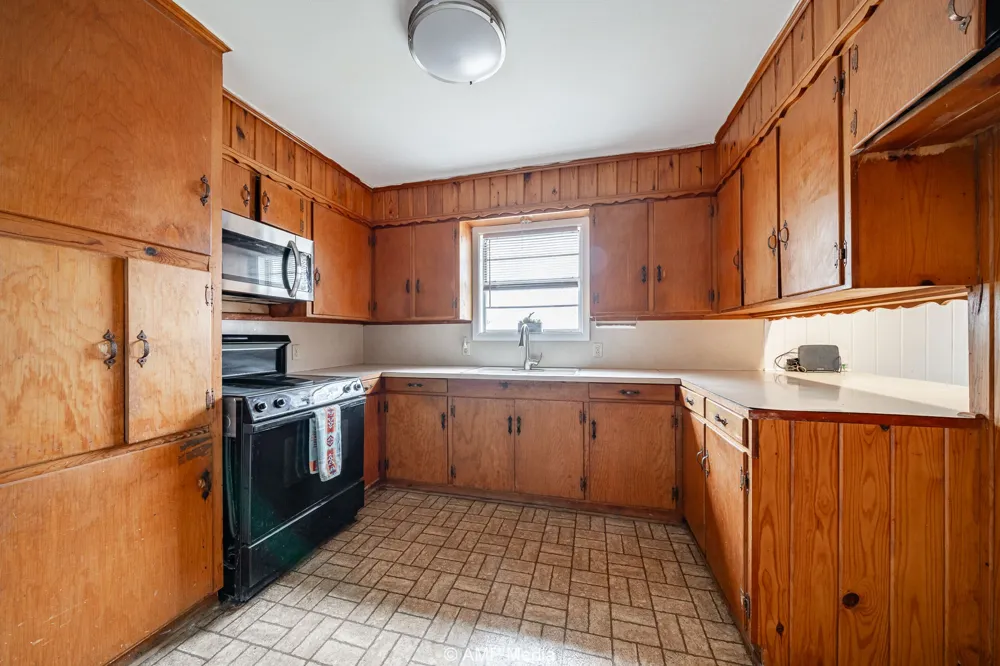 510 W Irving Street Munday, TX 76371