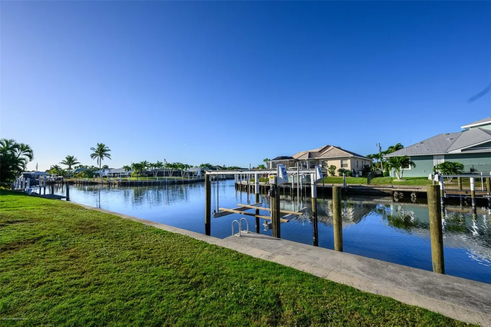 149 CRESCENT DRIVE Punta Gorda, FL 33950