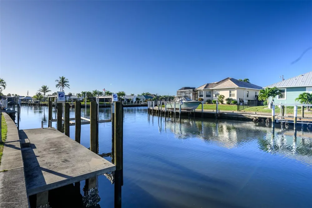149 CRESCENT DRIVE Punta Gorda, FL 33950
