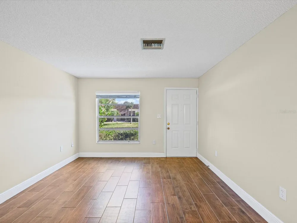 6037 CHESHAM DRIVE #7 New Port Richey, FL 34653