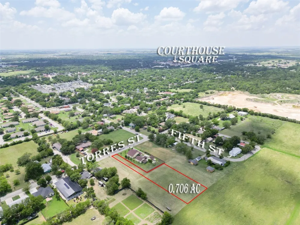 Torres Street Lockhart, TX 78644
