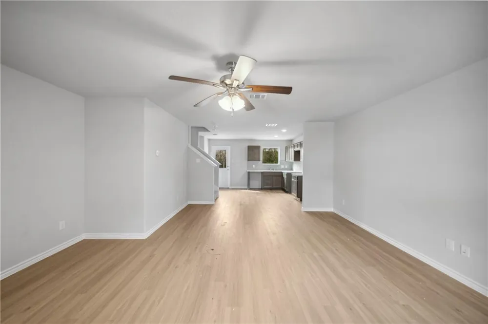 515 16th Street Hempstead, TX 77445