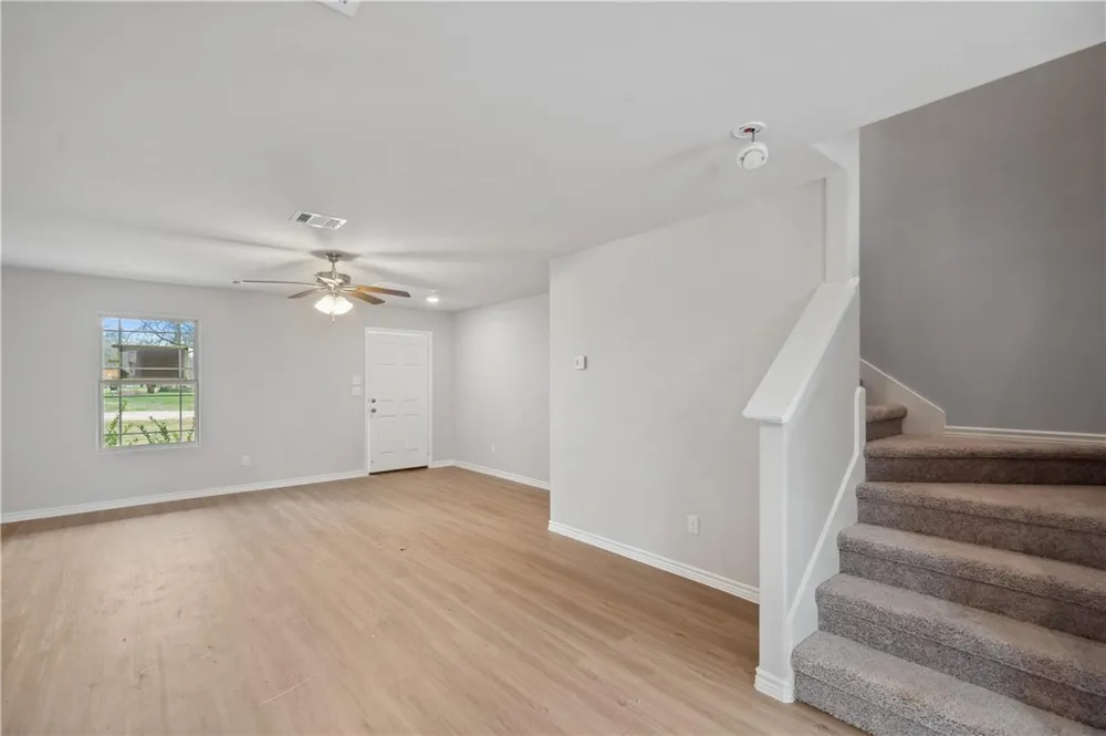515 16th Street Hempstead, TX 77445
