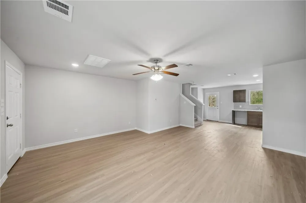515 16th Street Hempstead, TX 77445