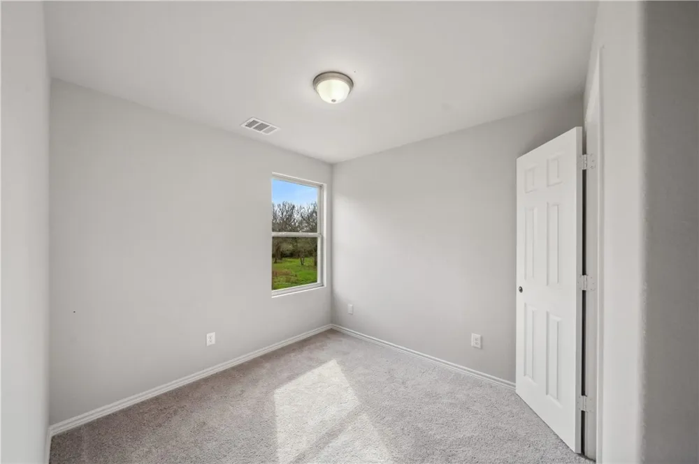 515 16th Street Hempstead, TX 77445