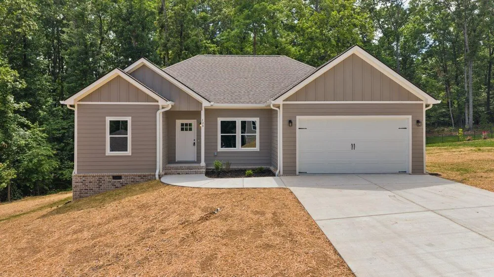 129 County Road 155 Riceville, TN 37370