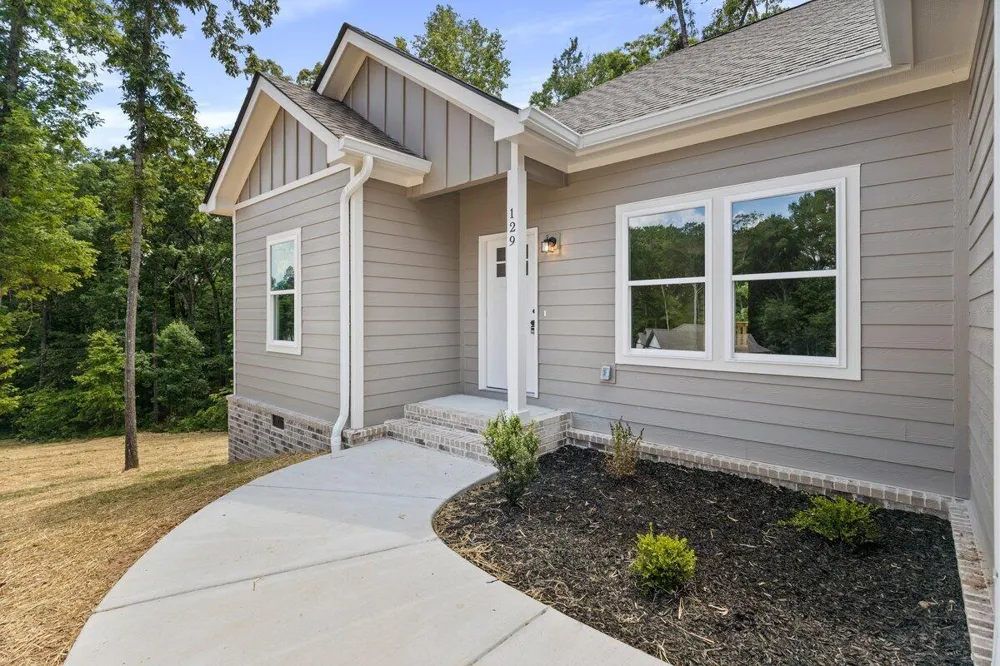 129 County Road 155 Riceville, TN 37370