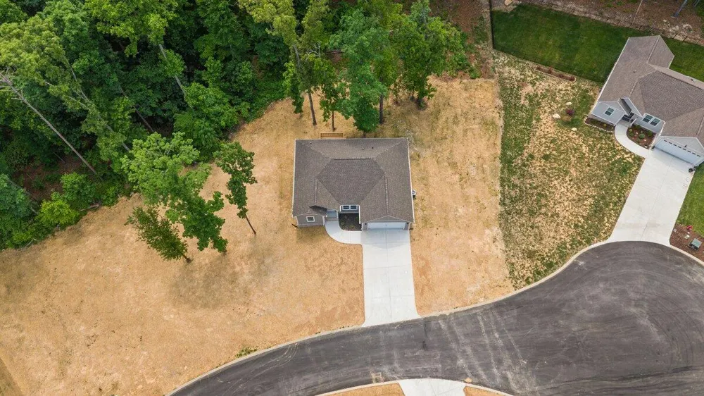 129 County Road 155 Riceville, TN 37370