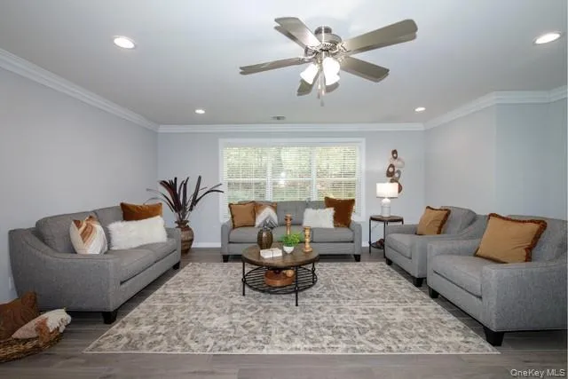 83 Village Green Drive #83 Port Jefferson Station, NY 11776