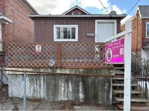 124-12 7th Avenue