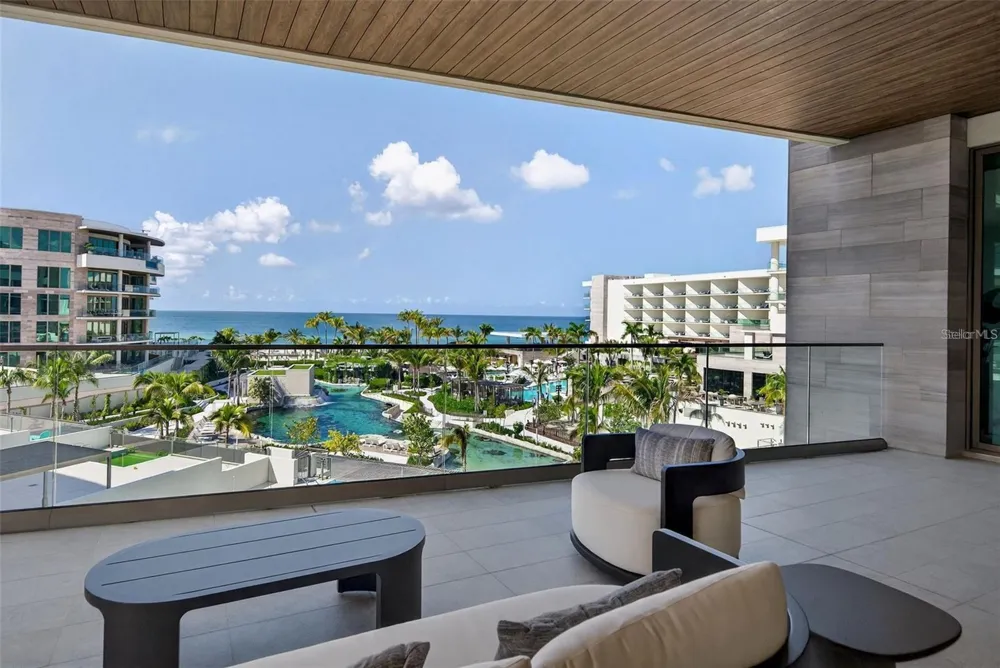 1591 GULF OF MEXICO DRIVE #410 Longboat Key, FL 34228