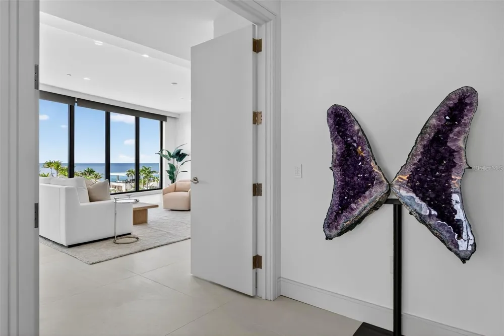 1591 GULF OF MEXICO DRIVE #410 Longboat Key, FL 34228