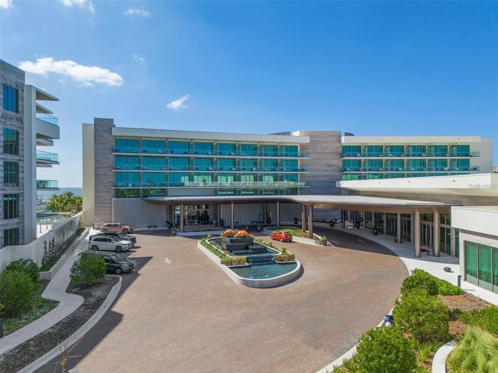 1591 GULF OF MEXICO DRIVE #410 Longboat Key, FL 34228