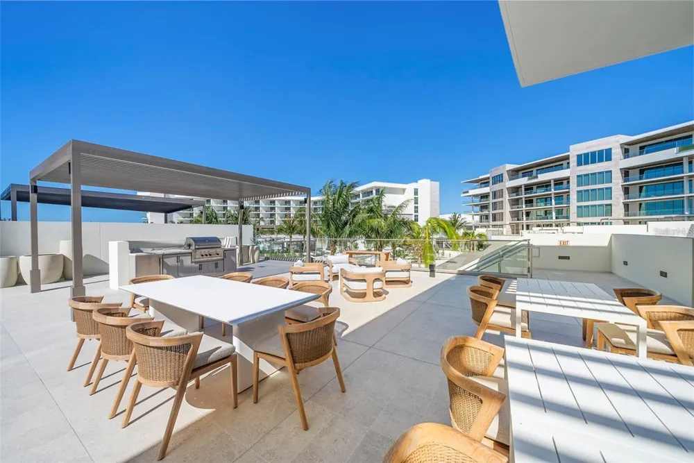 1591 GULF OF MEXICO DRIVE #410 Longboat Key, FL 34228