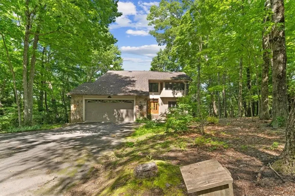 576 Apache Trail Chatsworth, GA 30705