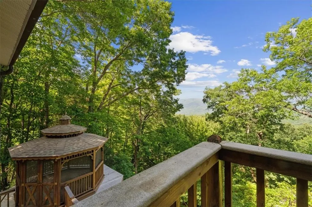 576 Apache Trail Chatsworth, GA 30705