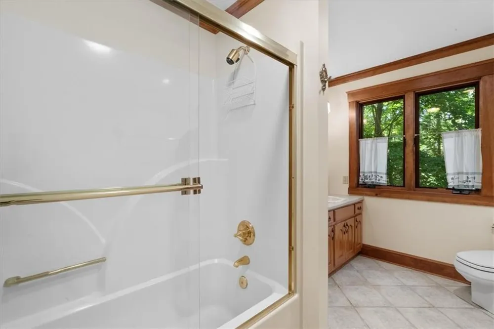 576 Apache Trail Chatsworth, GA 30705