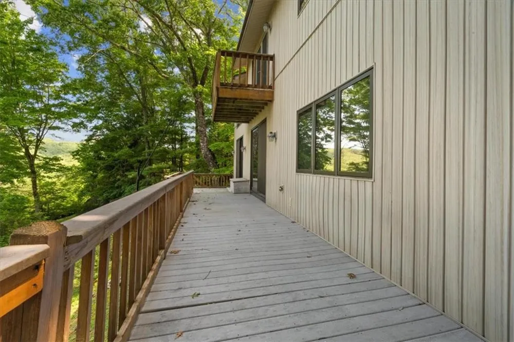 576 Apache Trail Chatsworth, GA 30705