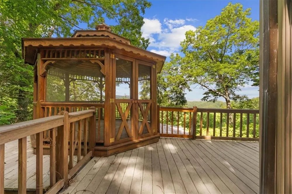576 Apache Trail Chatsworth, GA 30705