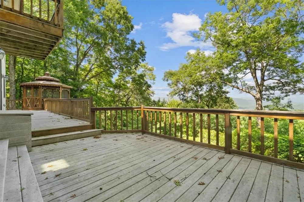 576 Apache Trail Chatsworth, GA 30705