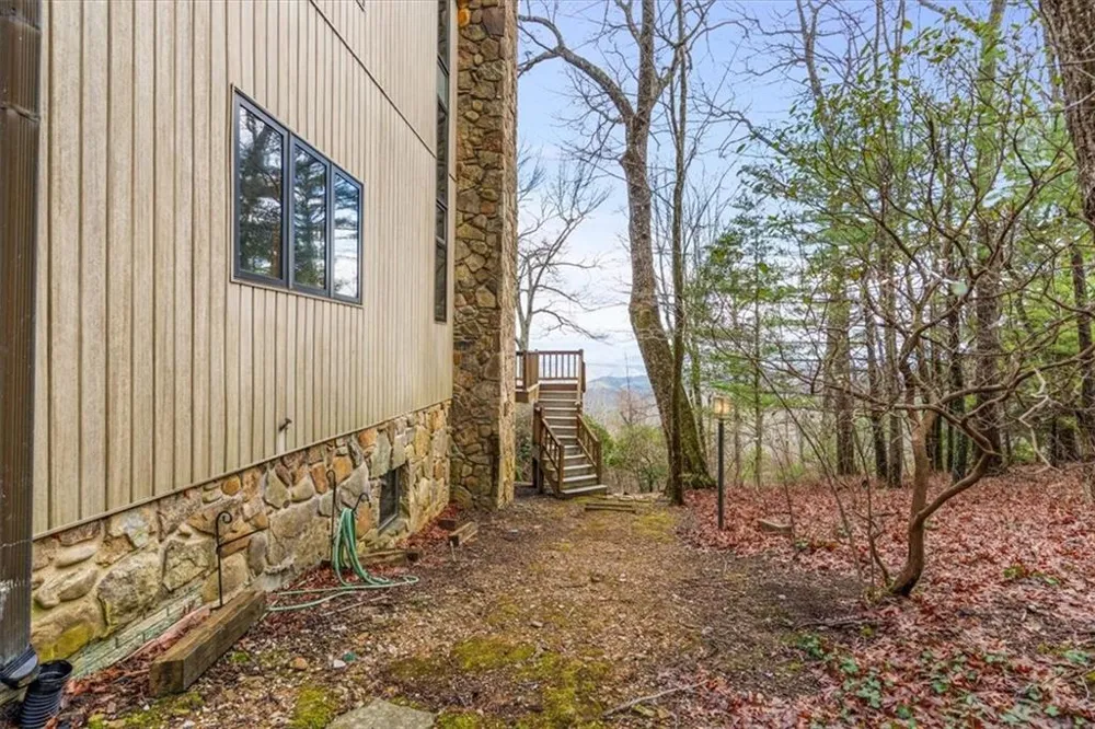 576 Apache Trail Chatsworth, GA 30705