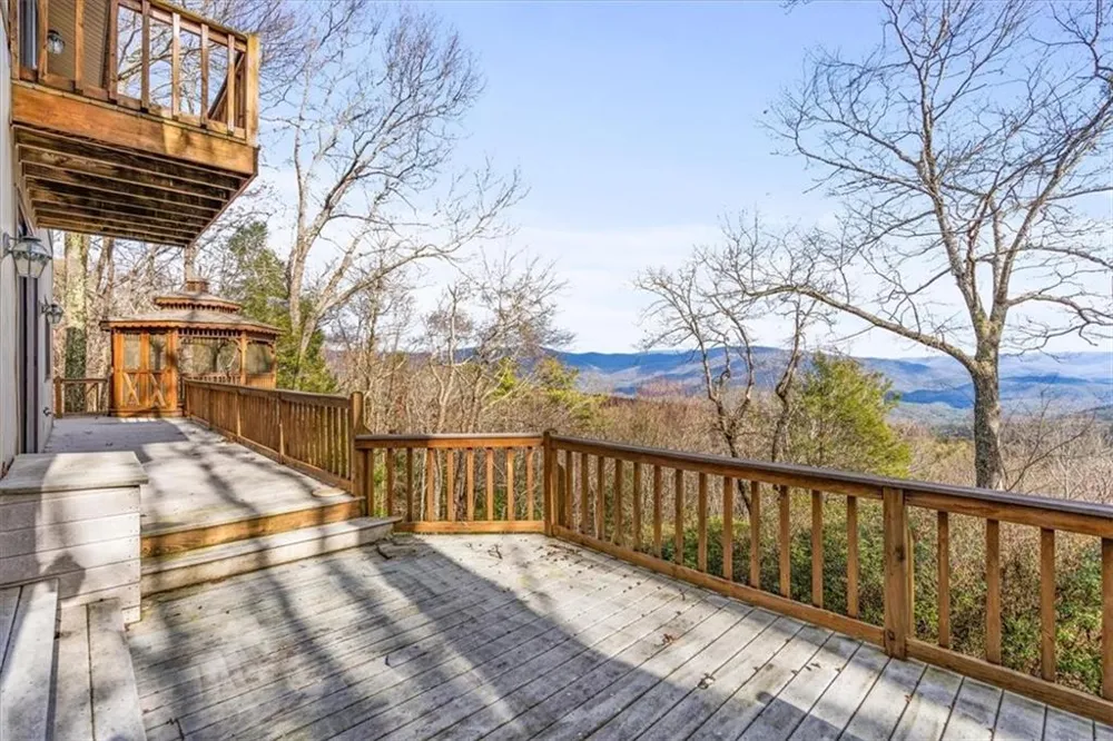 576 Apache Trail Chatsworth, GA 30705