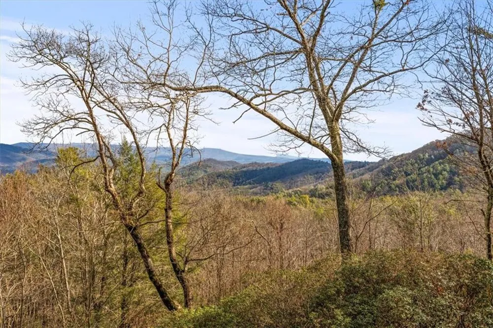 576 Apache Trail Chatsworth, GA 30705