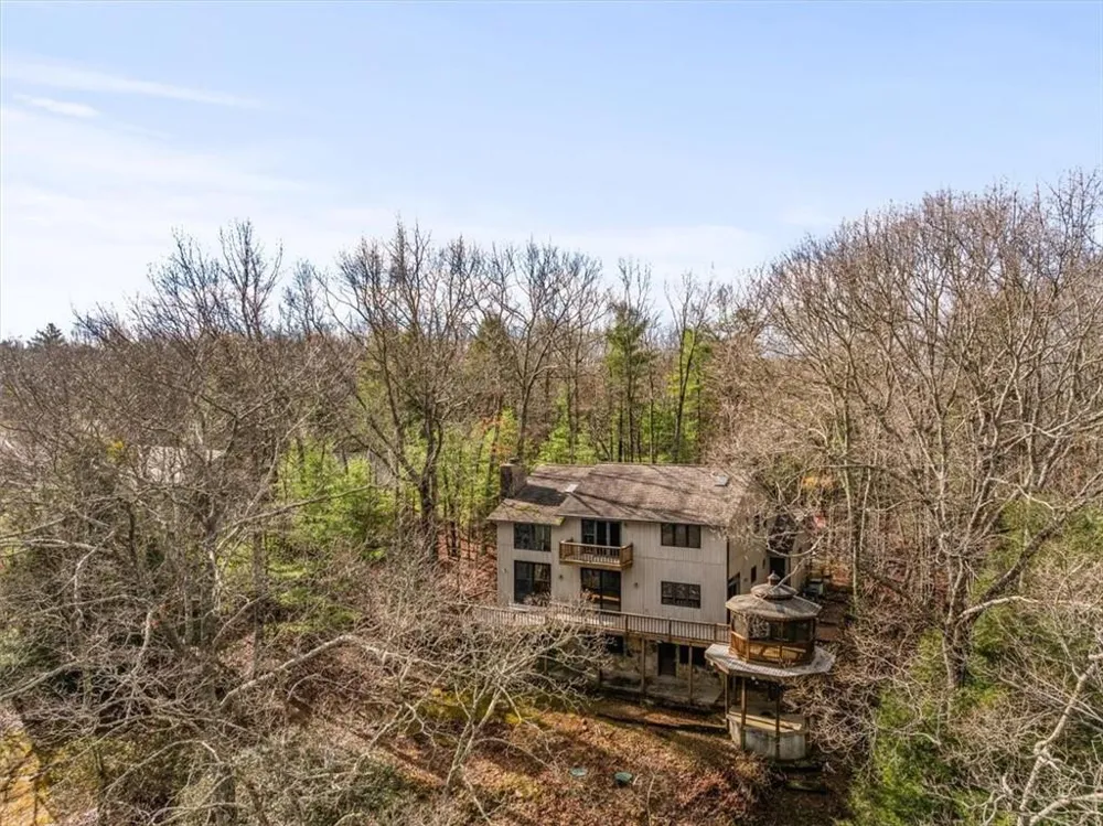 576 Apache Trail Chatsworth, GA 30705