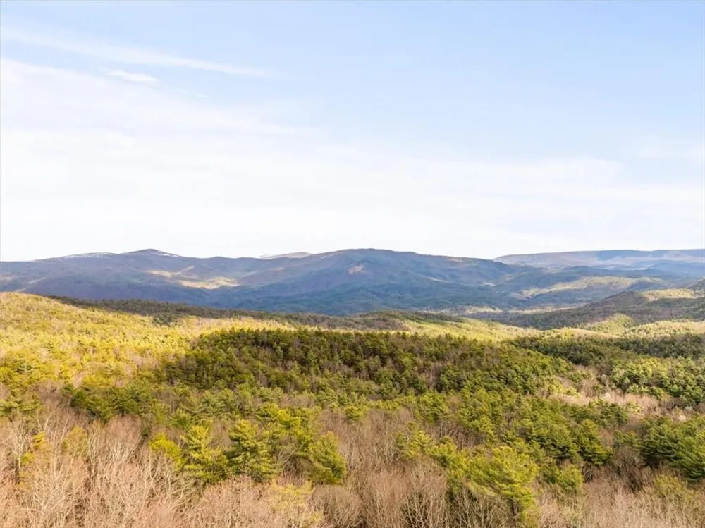 576 Apache Trail Chatsworth, GA 30705