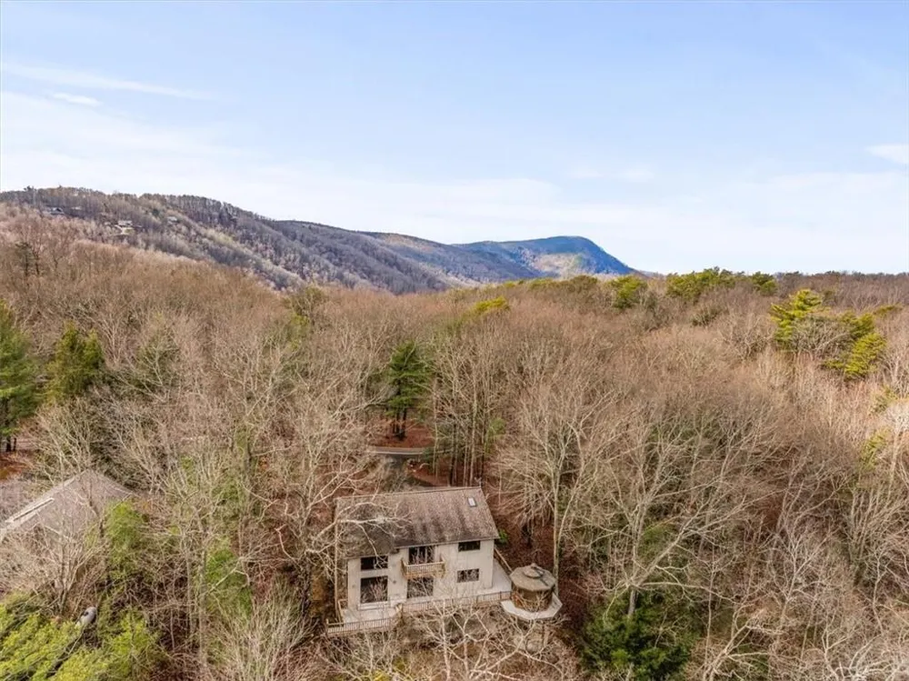 576 Apache Trail Chatsworth, GA 30705