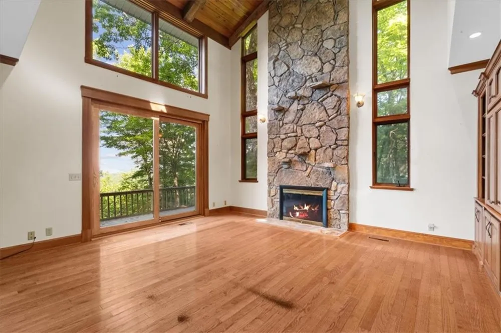 576 Apache Trail Chatsworth, GA 30705