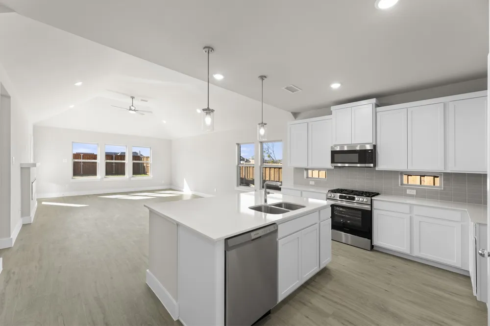 2359 Bell Way Forney, TX 75126