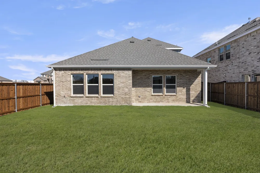 2359 Bell Way Forney, TX 75126