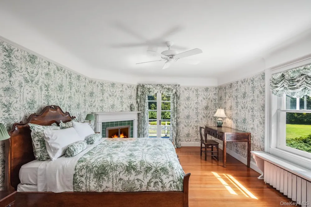 94 Quogue Street Quogue, NY 11959