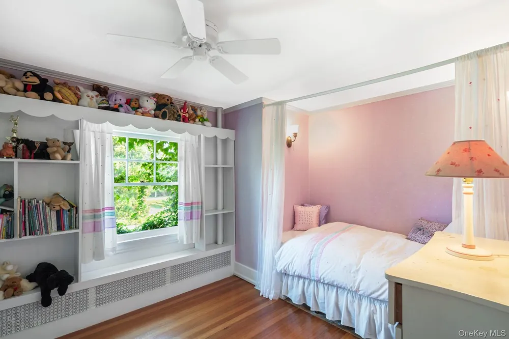 94 Quogue Street Quogue, NY 11959
