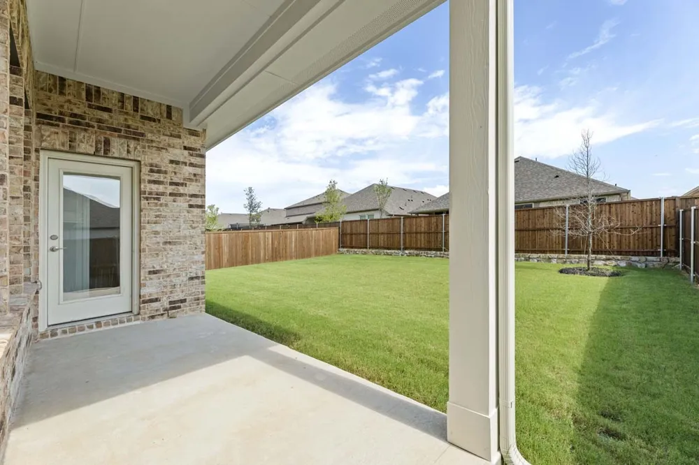 3506 Honeysuckle Hollow Melissa, TX 75454