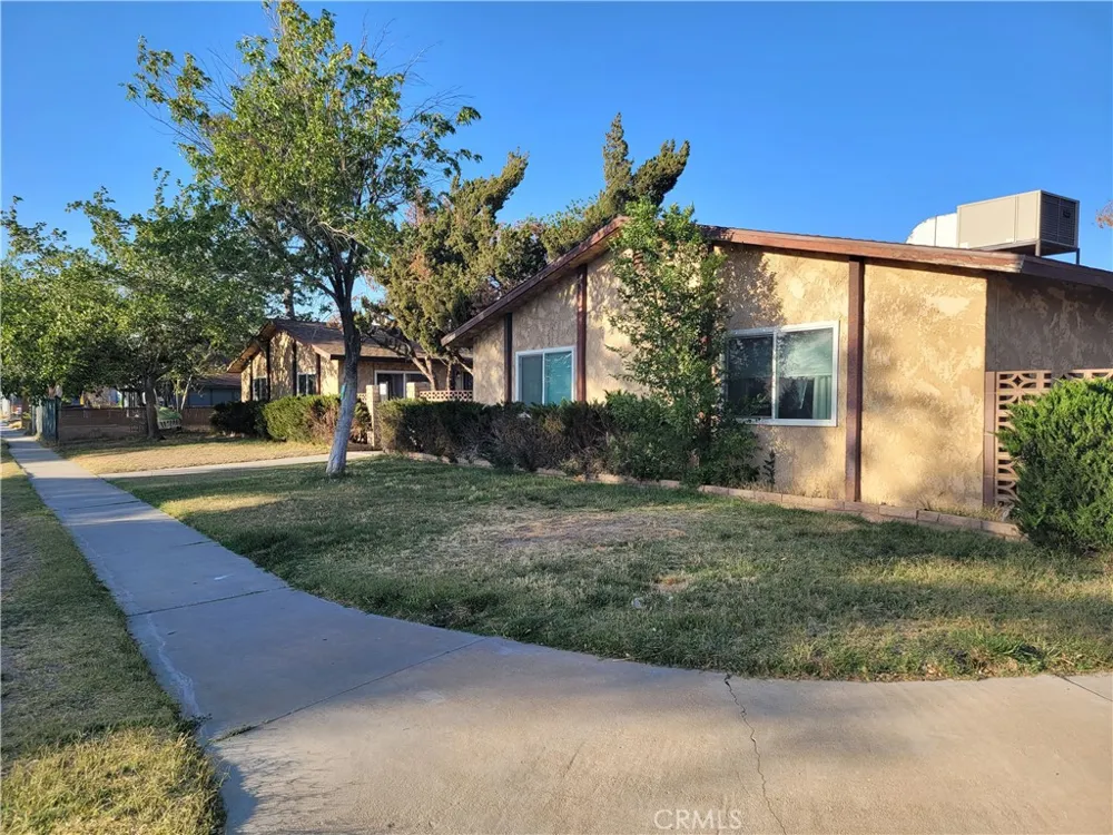 45100 Spearman Ave Lancaster, CA 93534