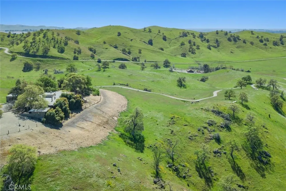 19623 Road 211 Friant, CA 93626