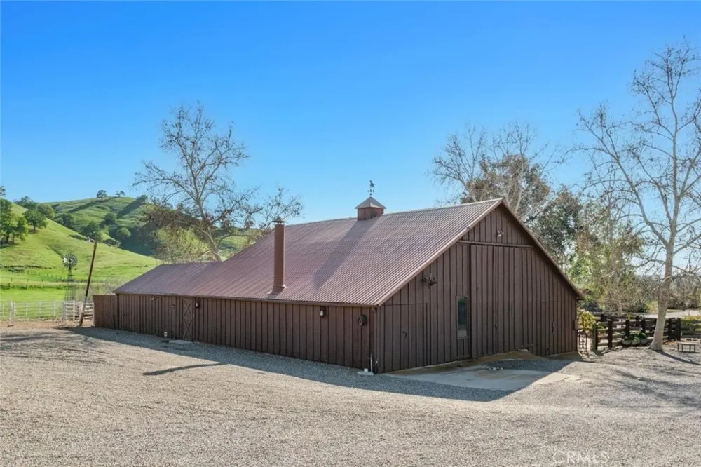 19623 Road 211 Friant, CA 93626
